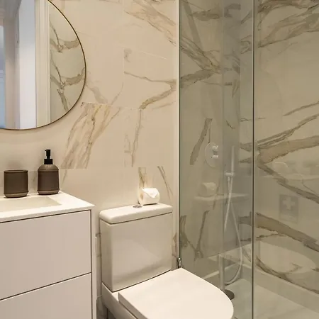 Akicity Campolide Selected Lisbon
